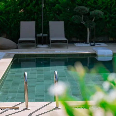 Sentimento Sea Breeze Hotel