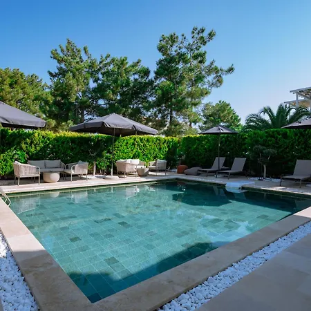 Sentimento Sea Breeze Hotel