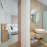 Sentimento Sea Breeze Hotel
